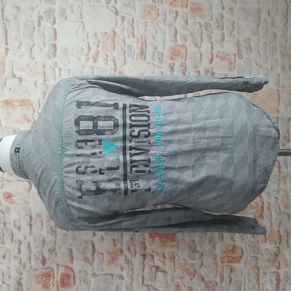 Guess Button Down Graphic Shirt - Picture 5 of 11